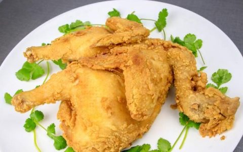 怎样做炸鸡外酥里嫩鲜美多汁,美味香酥炸鸡的做法